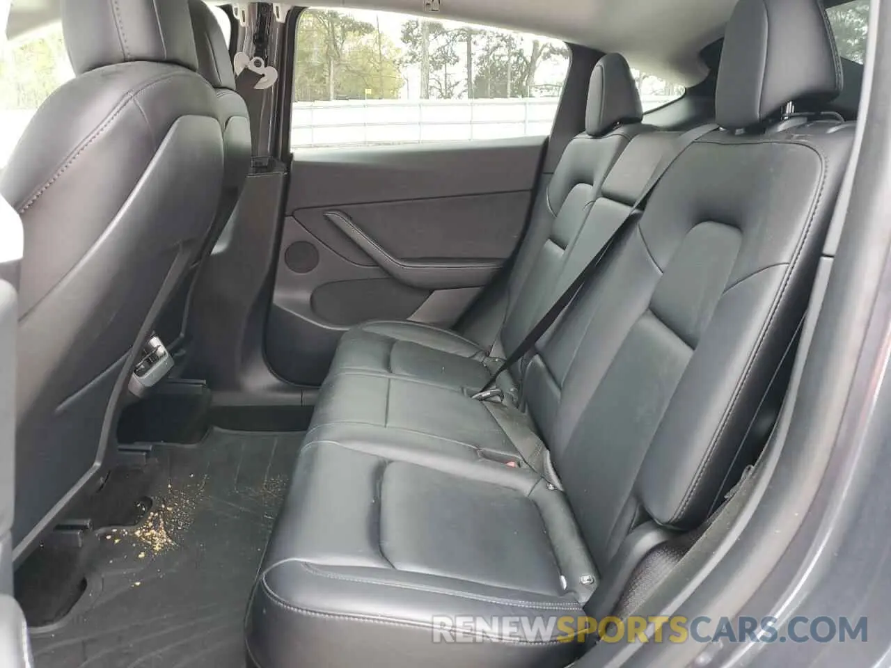 11 Photograph of a damaged car 5YJYGDEE0MF254020 TESLA MODEL Y 2021