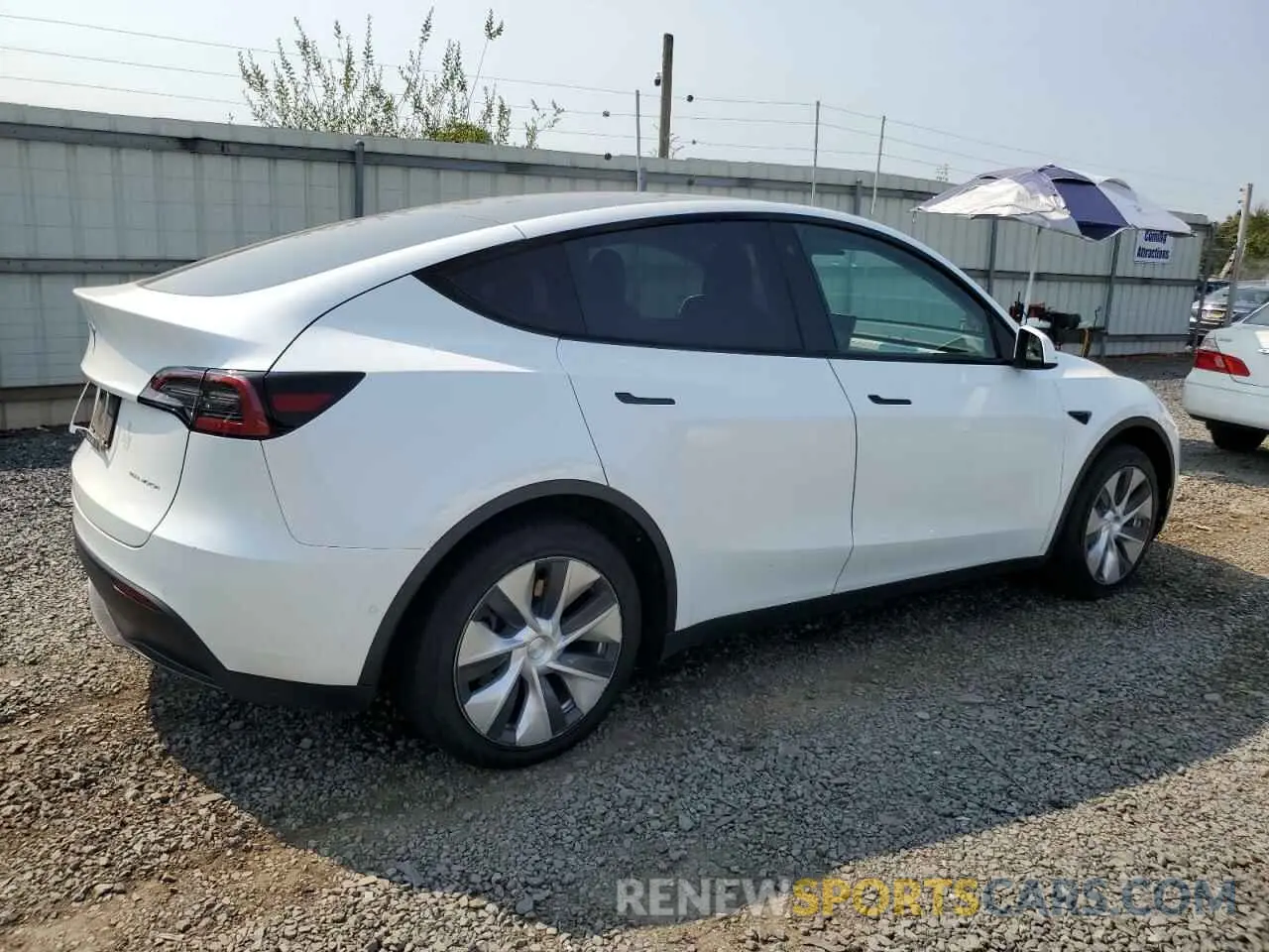3 Photograph of a damaged car 5YJYGDEE0MF258102 TESLA MODEL Y 2021