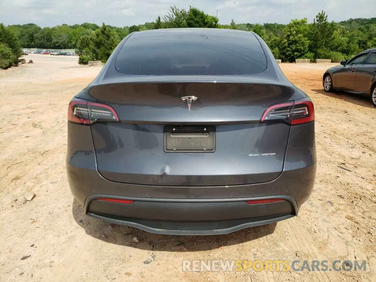 6 Photograph of a damaged car 5YJYGDEE0MF263137 TESLA MODEL Y 2021