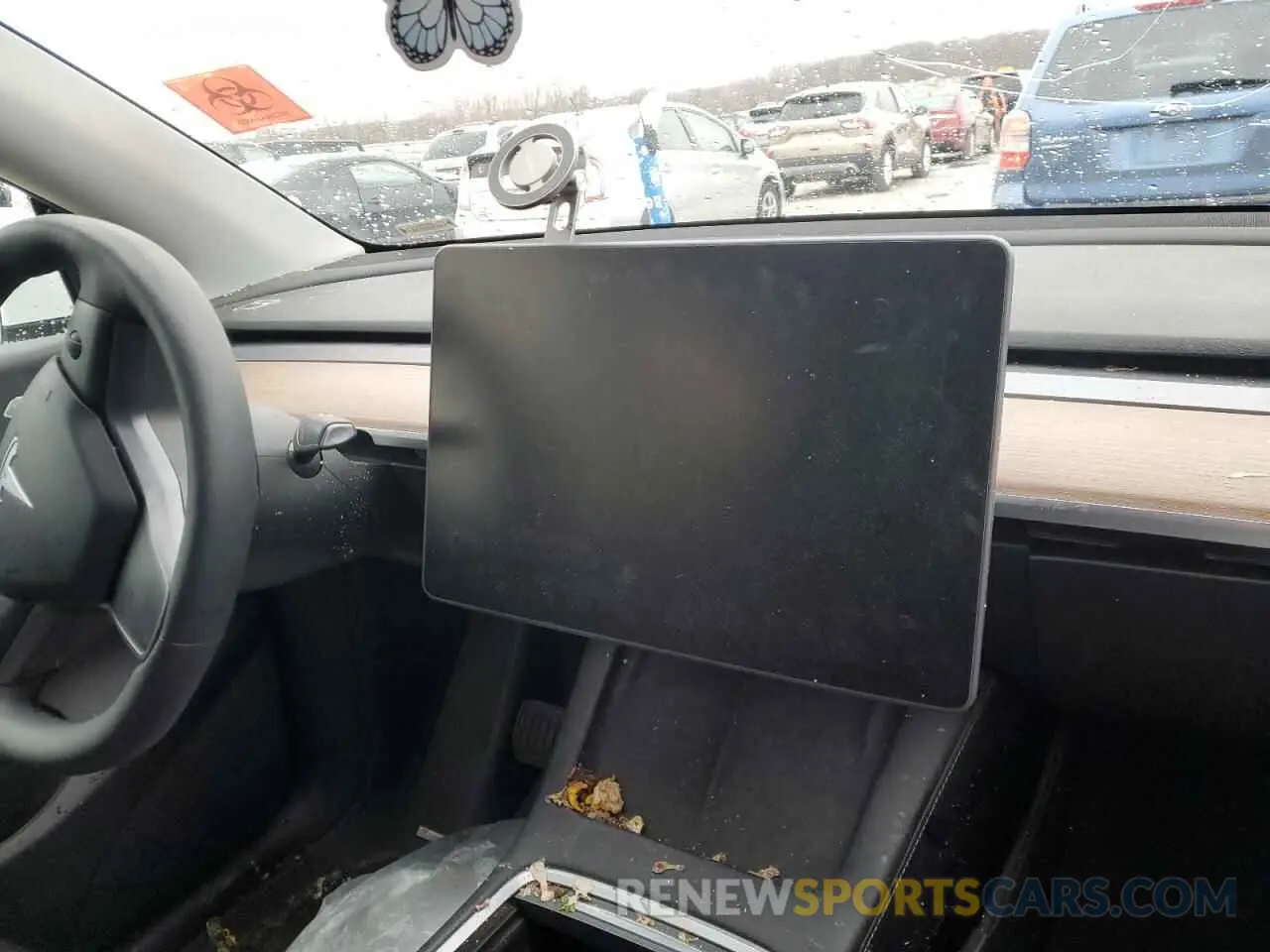 9 Photograph of a damaged car 5YJYGDEE0MF265423 TESLA MODEL Y 2021
