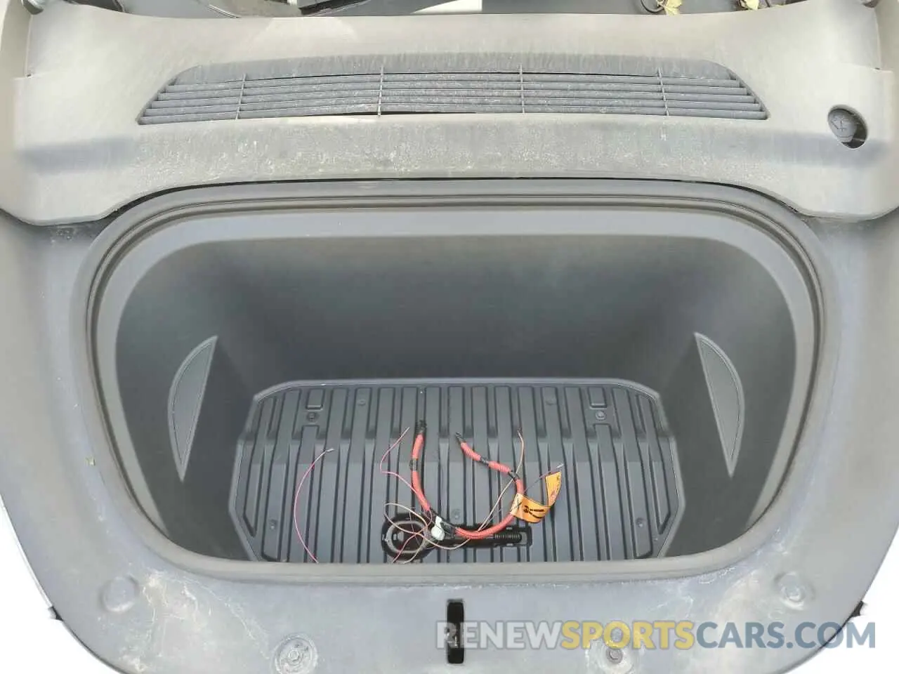12 Photograph of a damaged car 5YJYGDEE0MF268287 TESLA MODEL Y 2021