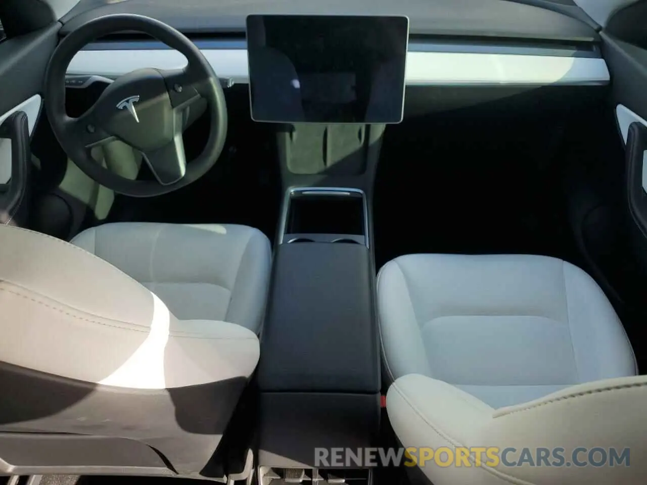 8 Photograph of a damaged car 5YJYGDEE0MF268287 TESLA MODEL Y 2021