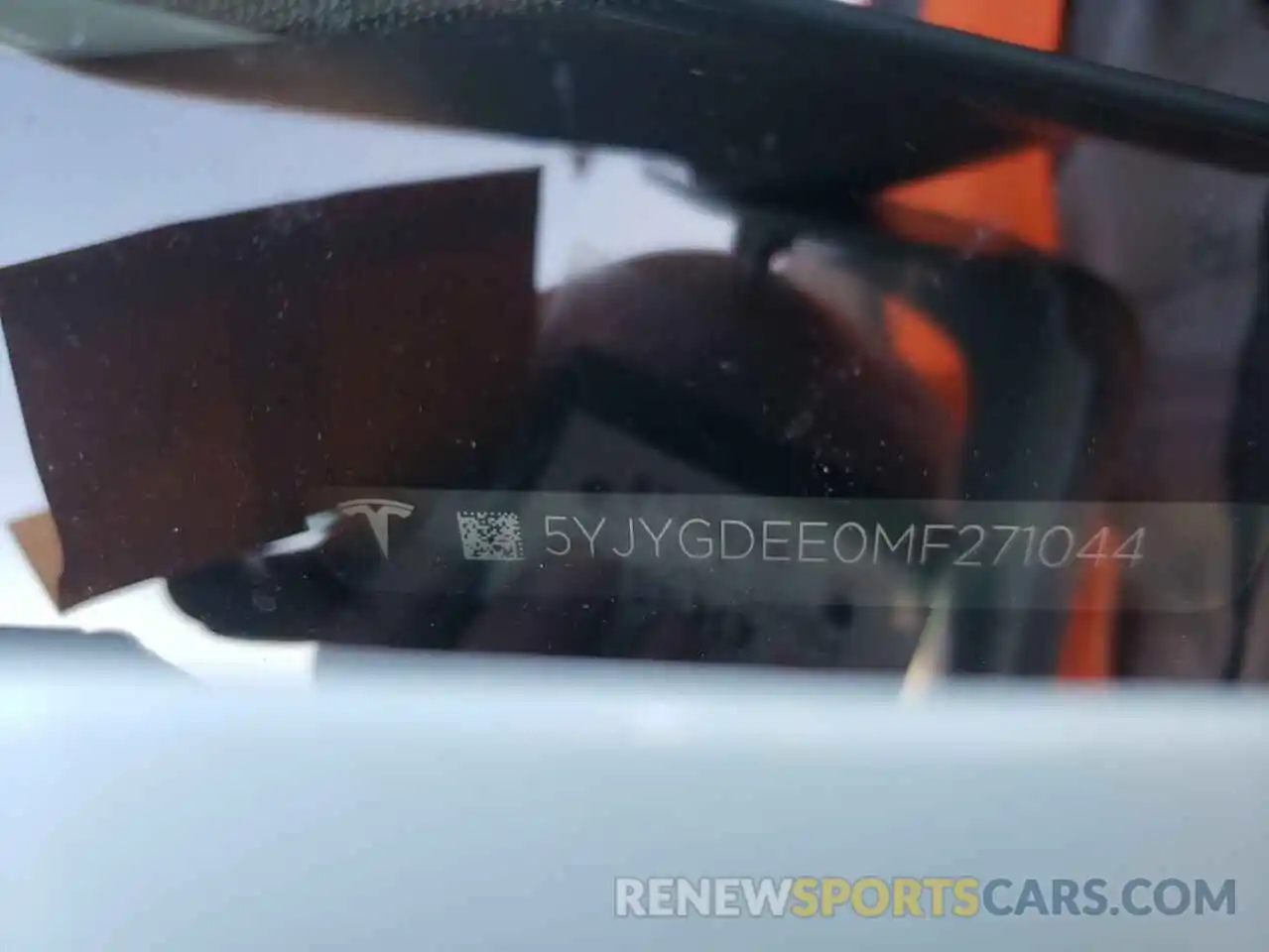 10 Photograph of a damaged car 5YJYGDEE0MF271044 TESLA MODEL Y 2021