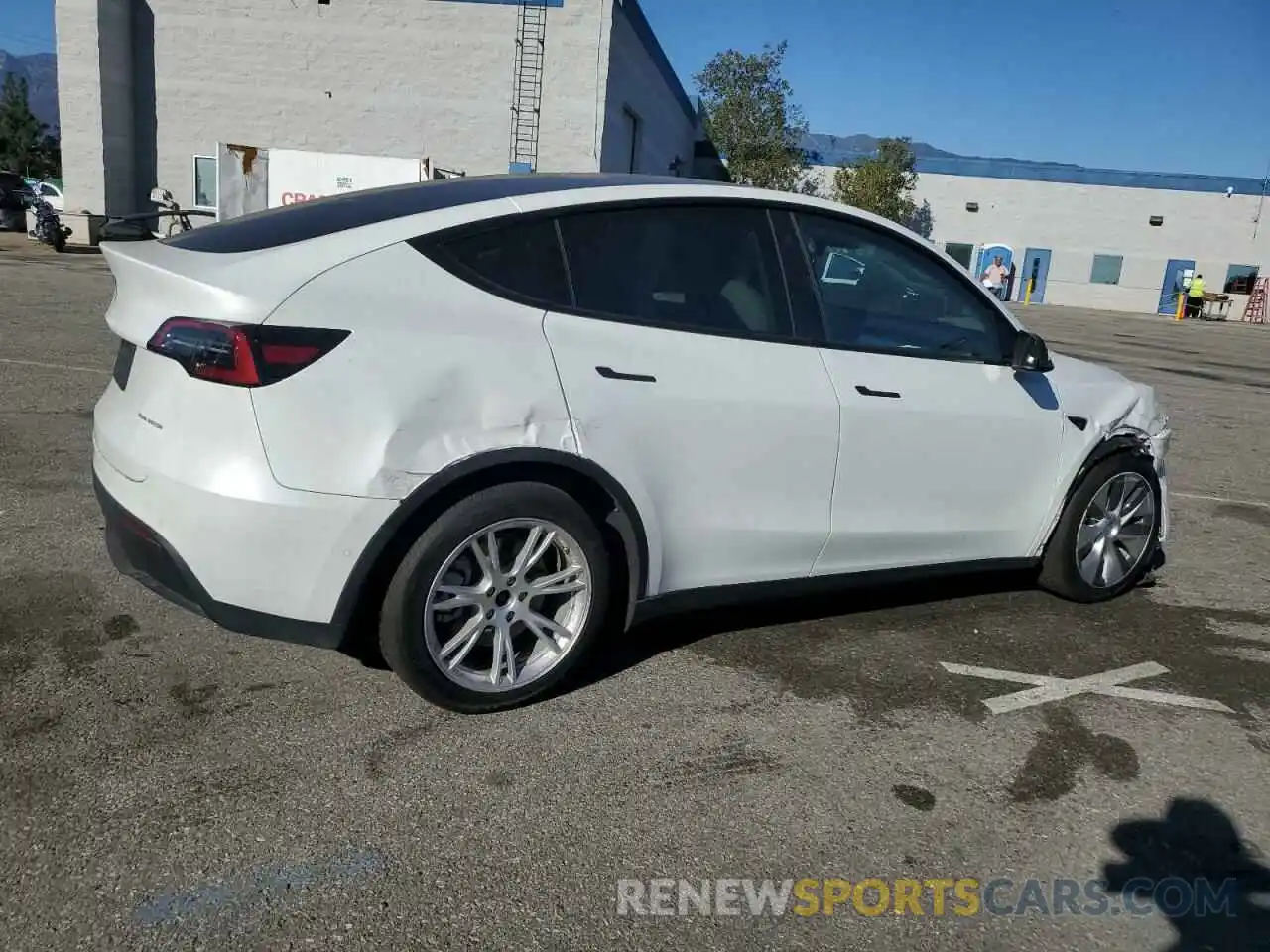 3 Photograph of a damaged car 5YJYGDEE0MF274834 TESLA MODEL Y 2021