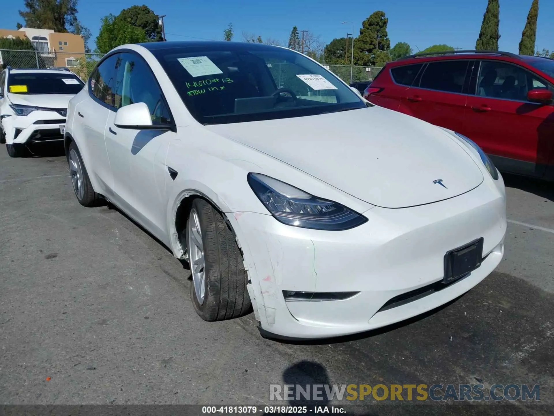1 Photograph of a damaged car 5YJYGDEE0MF277197 TESLA MODEL Y 2021