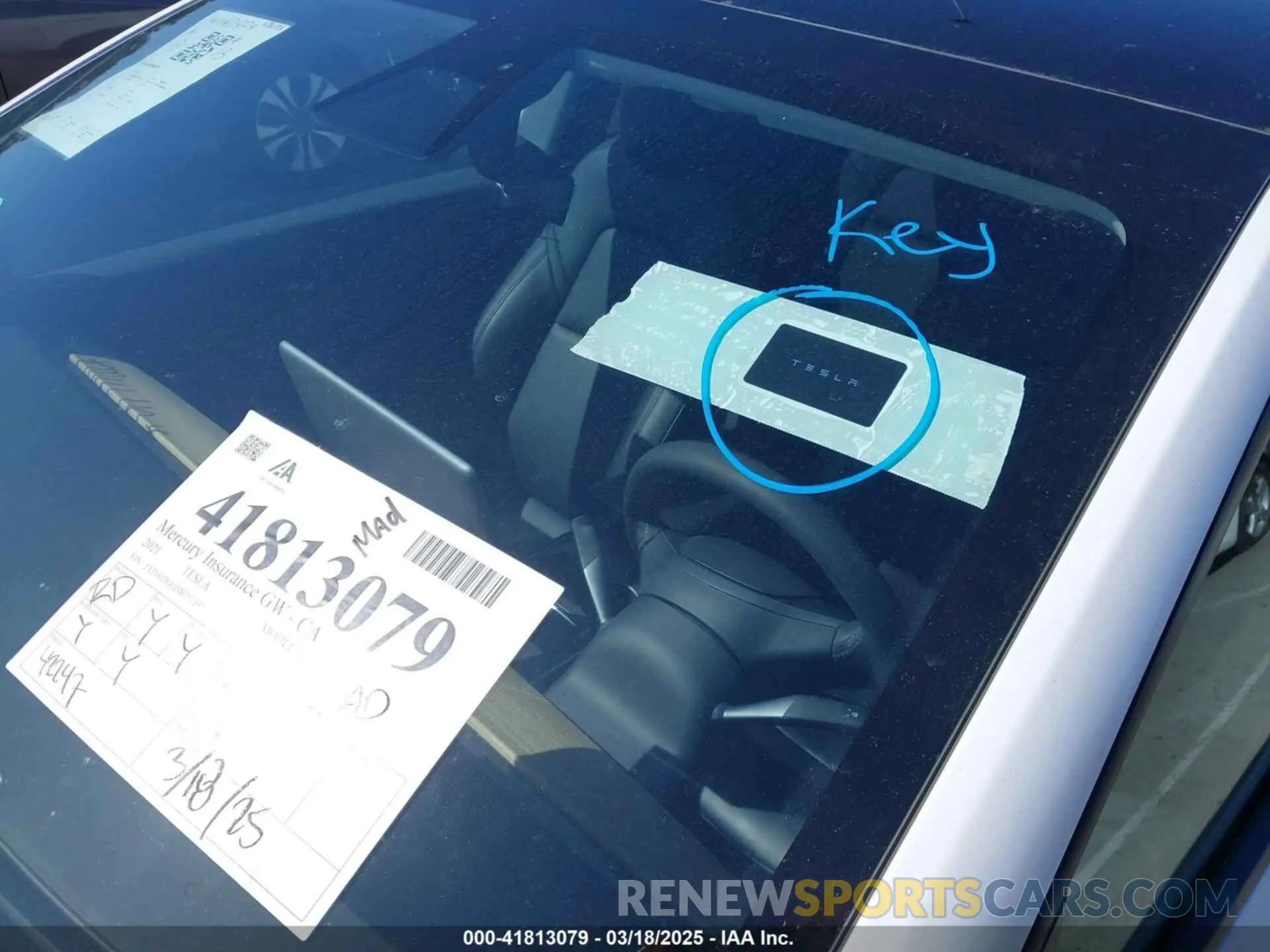 19 Photograph of a damaged car 5YJYGDEE0MF277197 TESLA MODEL Y 2021