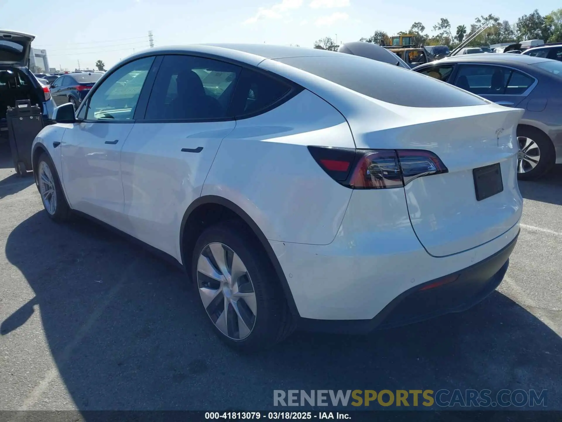 3 Photograph of a damaged car 5YJYGDEE0MF277197 TESLA MODEL Y 2021