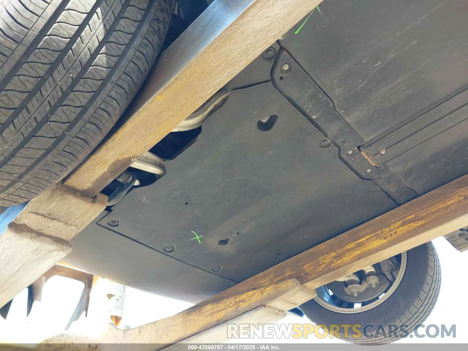 6 Photograph of a damaged car 5YJYGDEE0MF279449 TESLA MODEL Y 2021