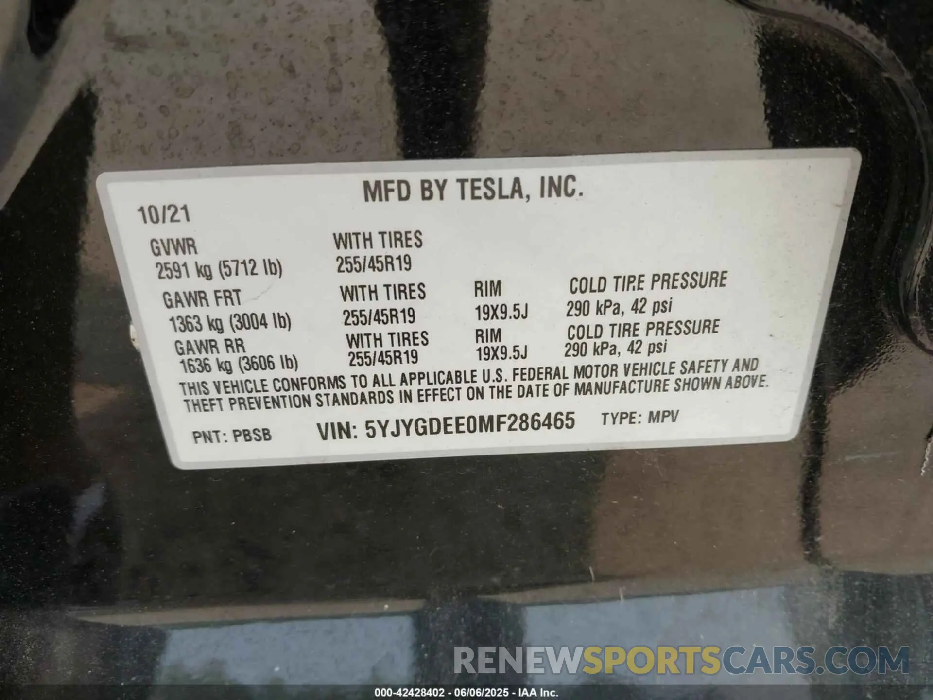 9 Photograph of a damaged car 5YJYGDEE0MF286465 TESLA MODEL Y 2021