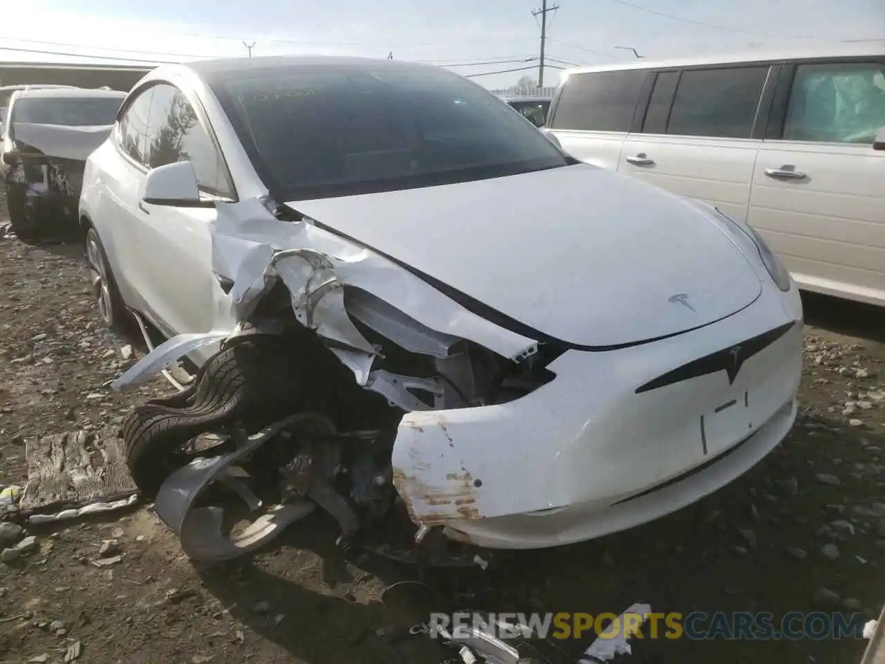 1 Photograph of a damaged car 5YJYGDEE0MF288071 TESLA MODEL Y 2021