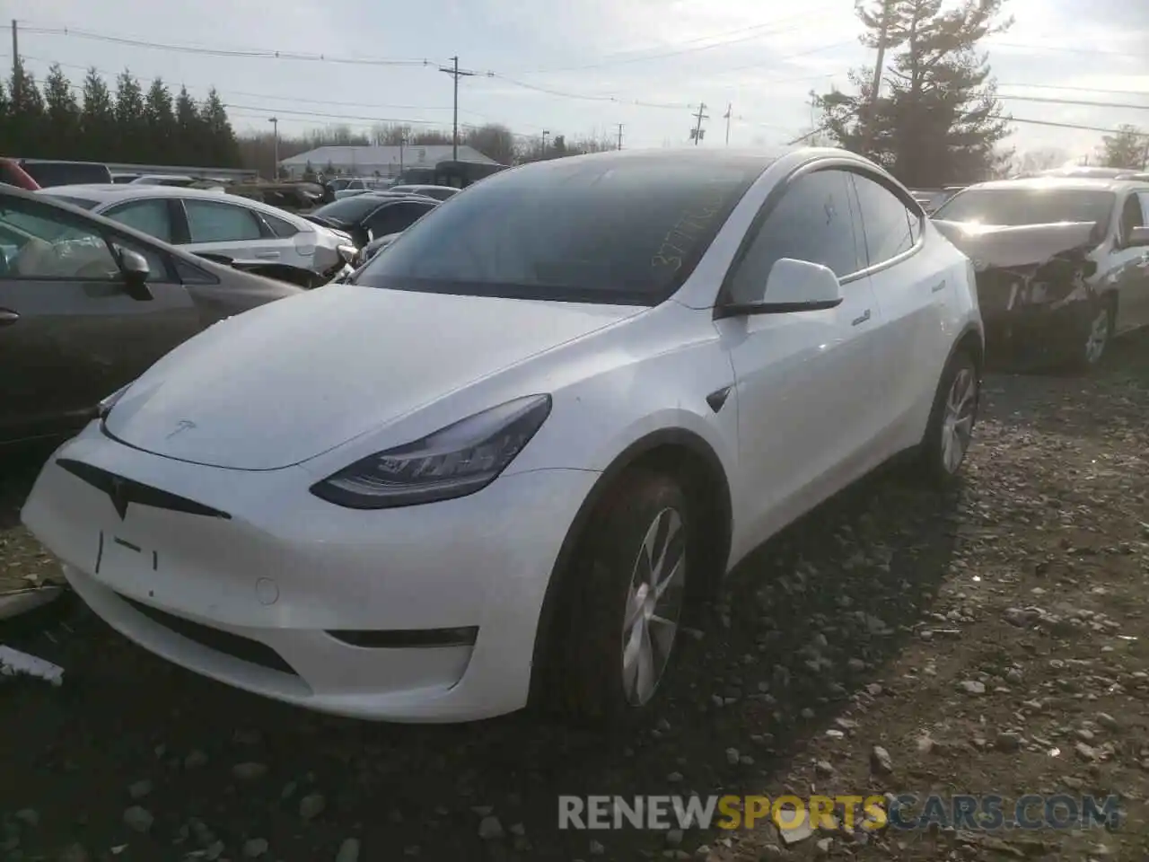 2 Photograph of a damaged car 5YJYGDEE0MF288071 TESLA MODEL Y 2021