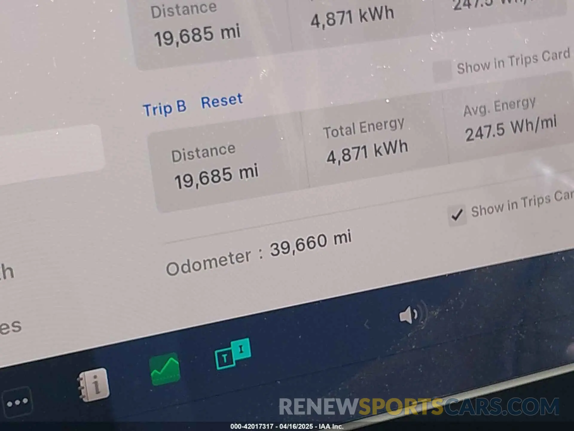 15 Photograph of a damaged car 5YJYGDEE0MF295134 TESLA MODEL Y 2021