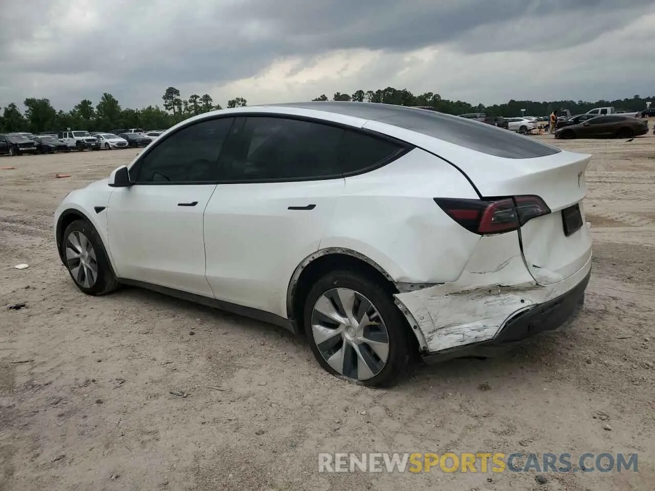 2 Photograph of a damaged car 5YJYGDEE0MF299944 TESLA MODEL Y 2021