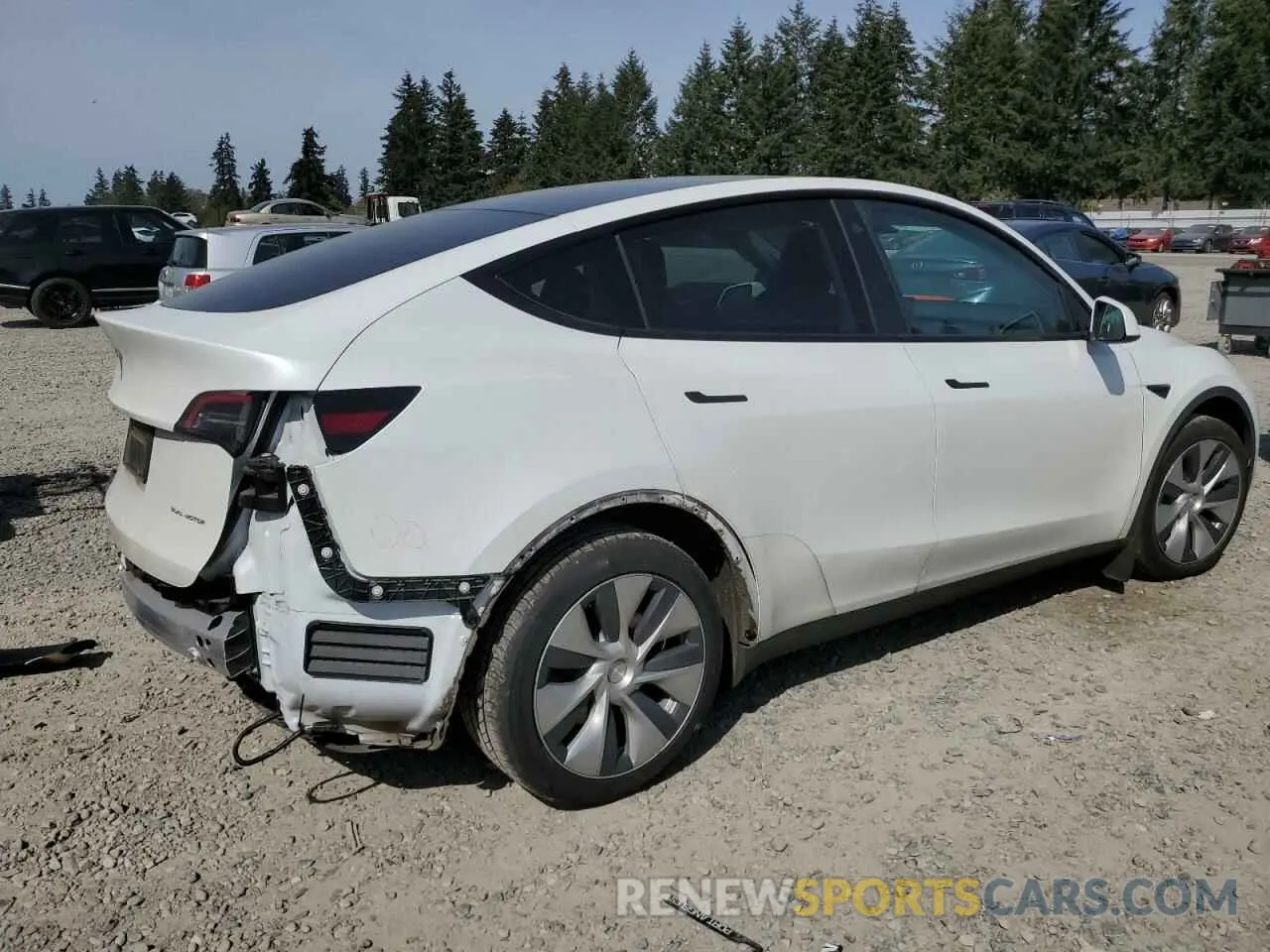 3 Photograph of a damaged car 5YJYGDEE0MF301658 TESLA MODEL Y 2021