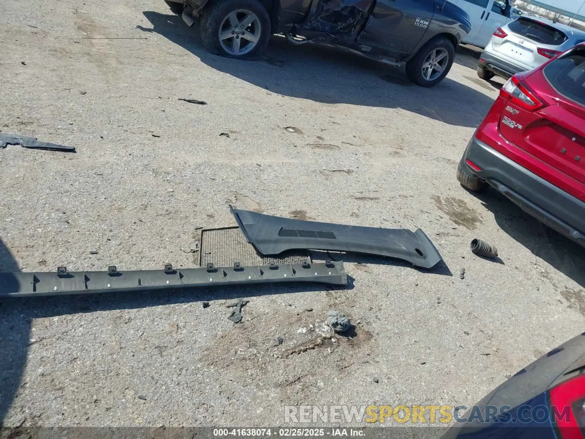 11 Photograph of a damaged car 5YJYGDEE1MF060385 TESLA MODEL Y 2021