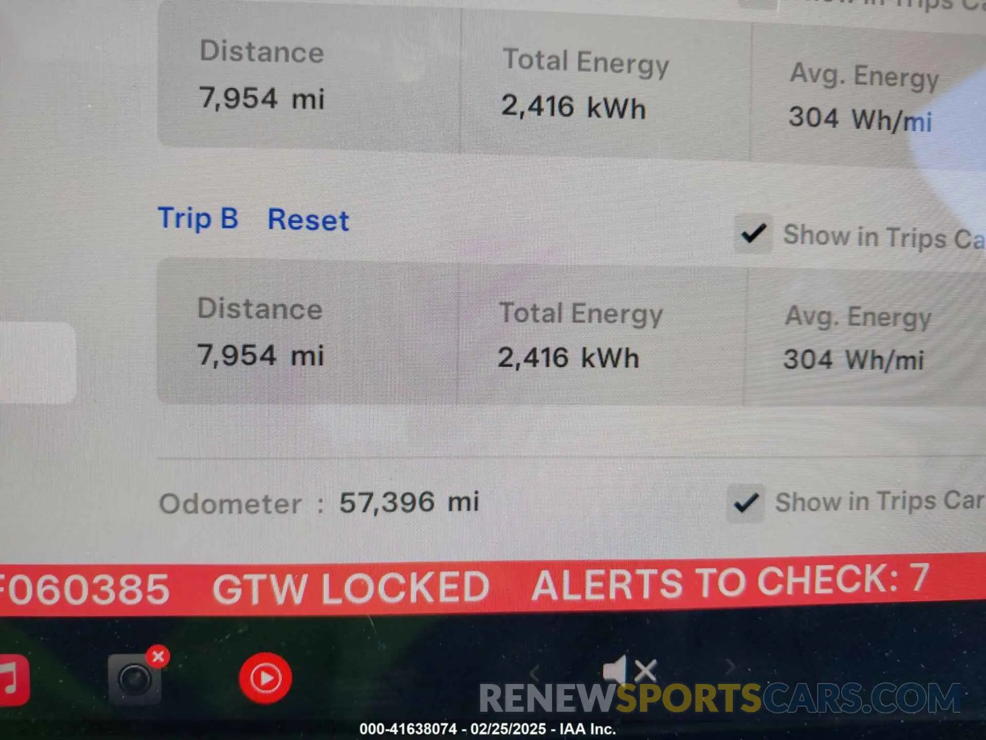 15 Photograph of a damaged car 5YJYGDEE1MF060385 TESLA MODEL Y 2021