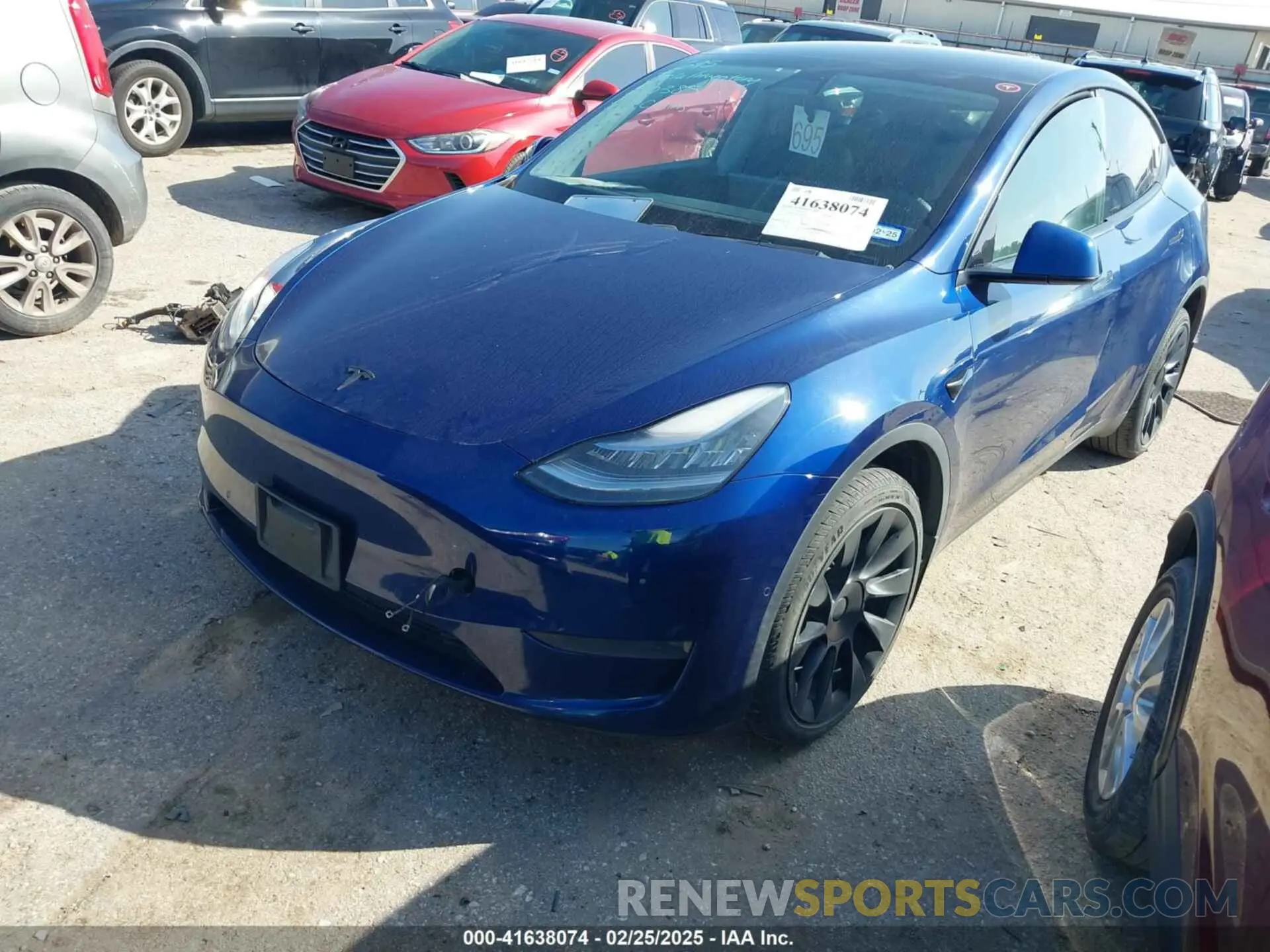 2 Photograph of a damaged car 5YJYGDEE1MF060385 TESLA MODEL Y 2021