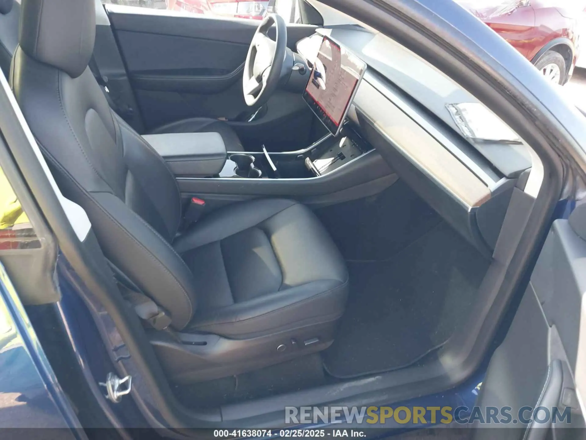 5 Photograph of a damaged car 5YJYGDEE1MF060385 TESLA MODEL Y 2021