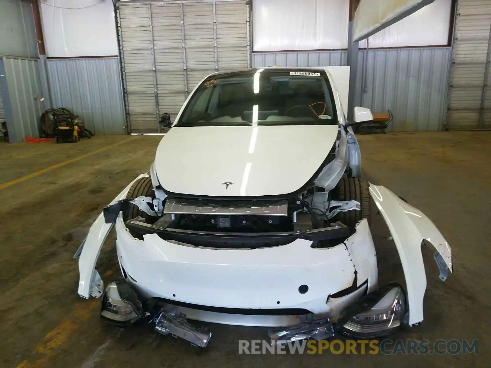 9 Photograph of a damaged car 5YJYGDEE1MF060791 TESLA MODEL Y 2021