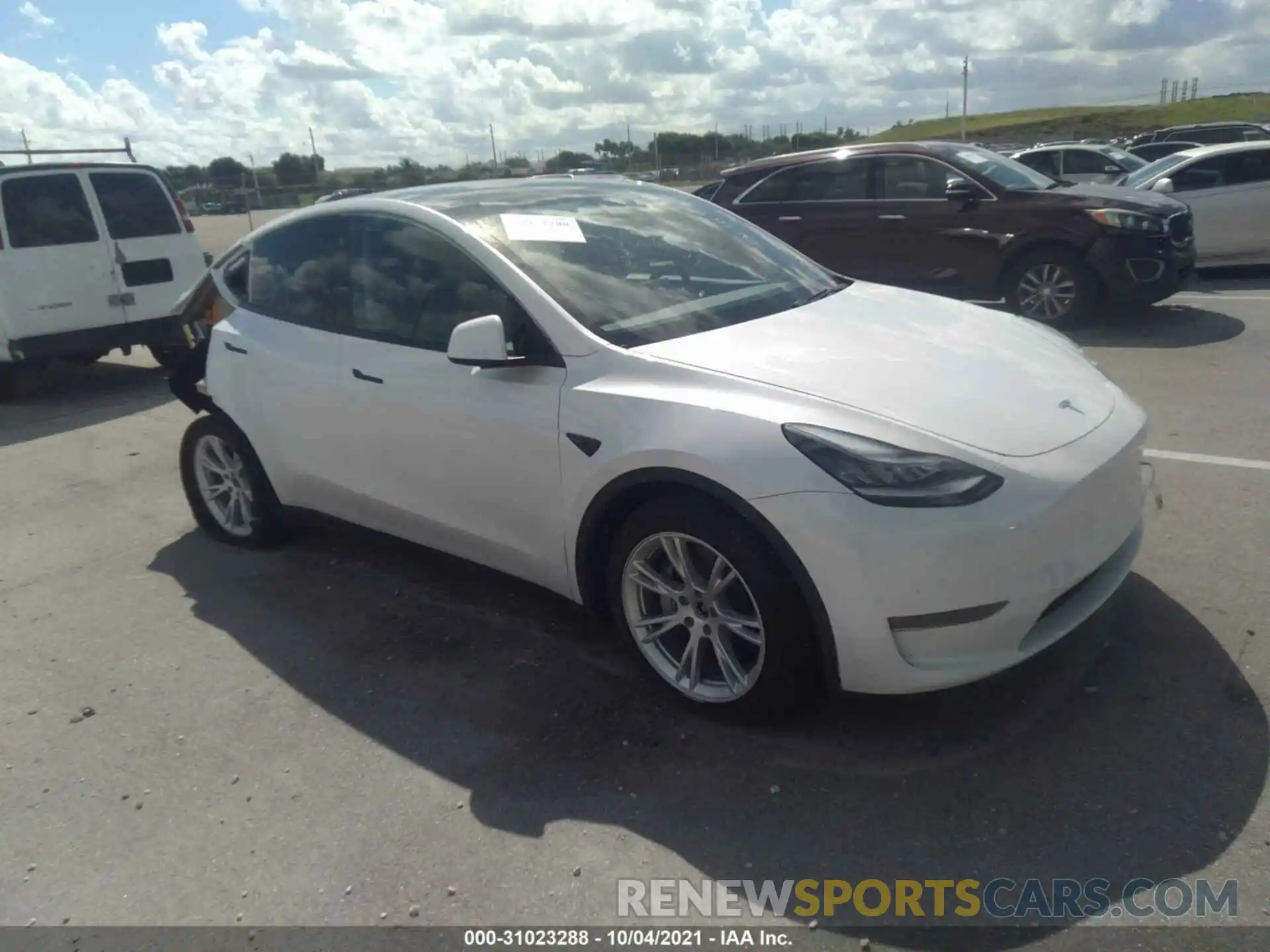 1 Photograph of a damaged car 5YJYGDEE1MF066185 TESLA MODEL Y 2021