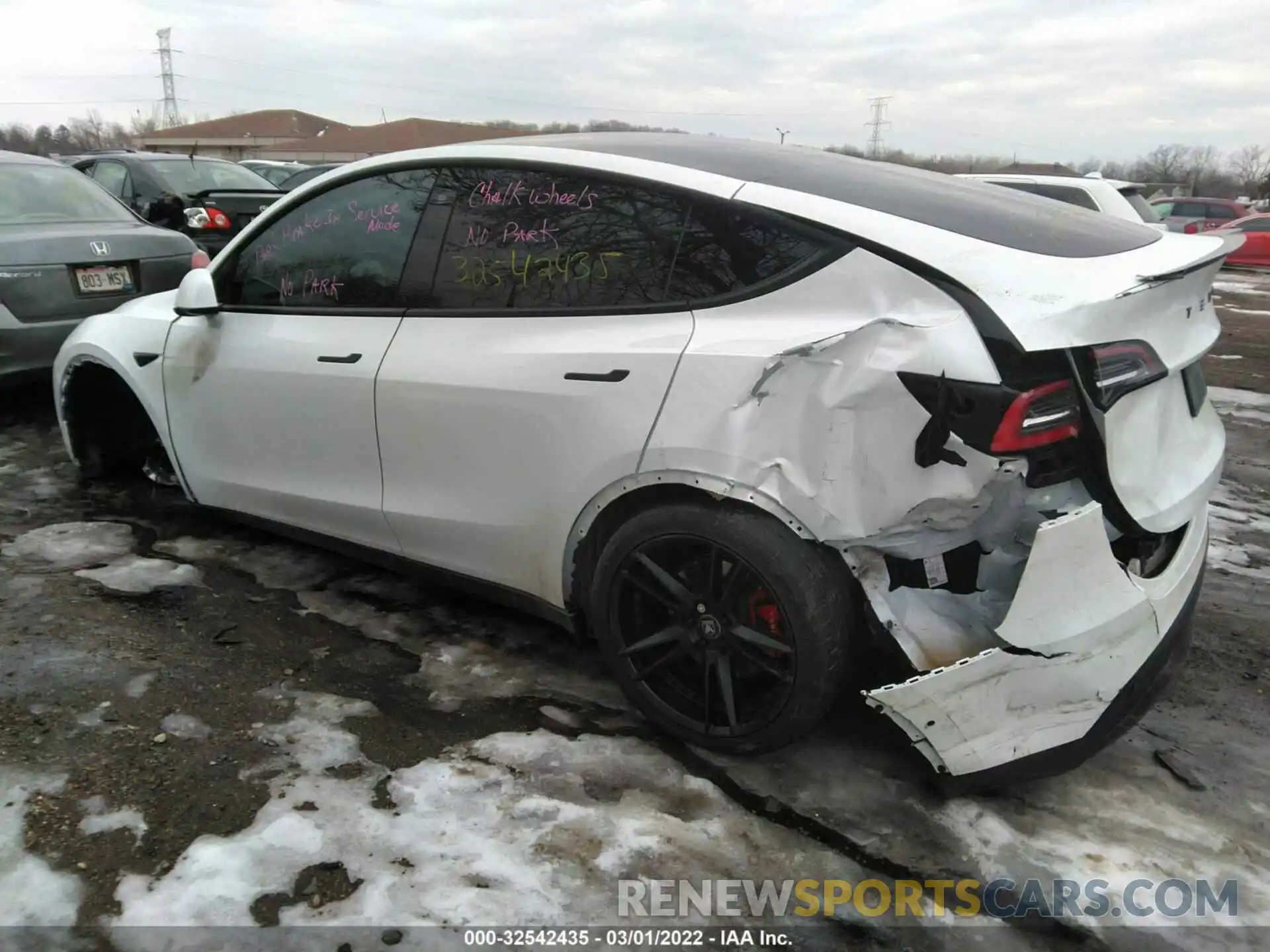 3 Photograph of a damaged car 5YJYGDEE1MF066252 TESLA MODEL Y 2021