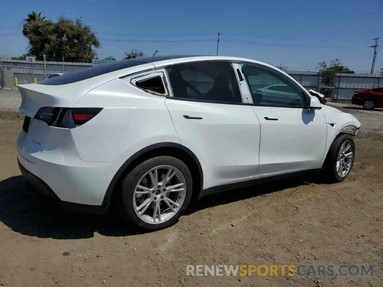 3 Photograph of a damaged car 5YJYGDEE1MF068602 TESLA MODEL Y 2021