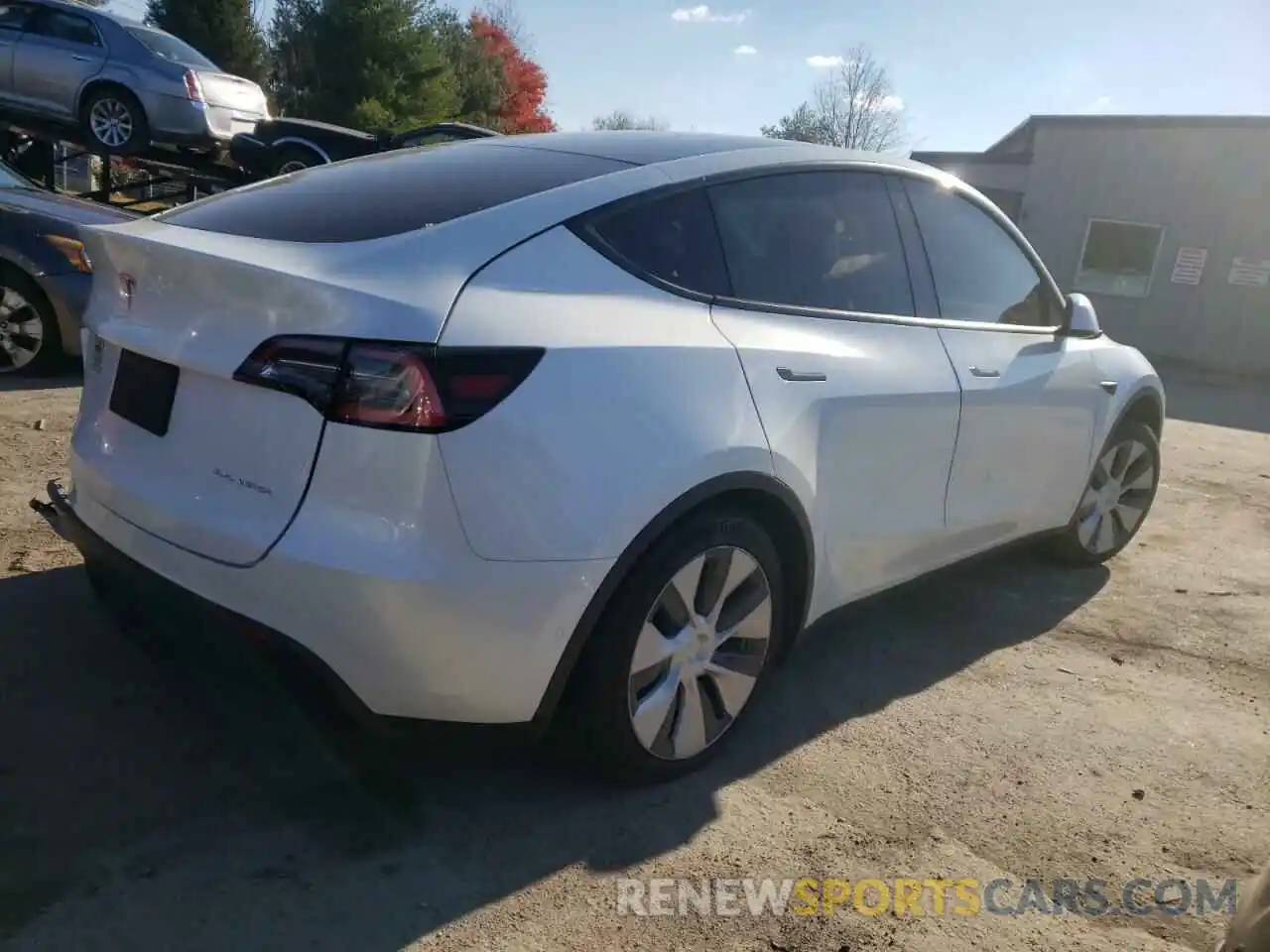 4 Photograph of a damaged car 5YJYGDEE1MF074710 TESLA MODEL Y 2021