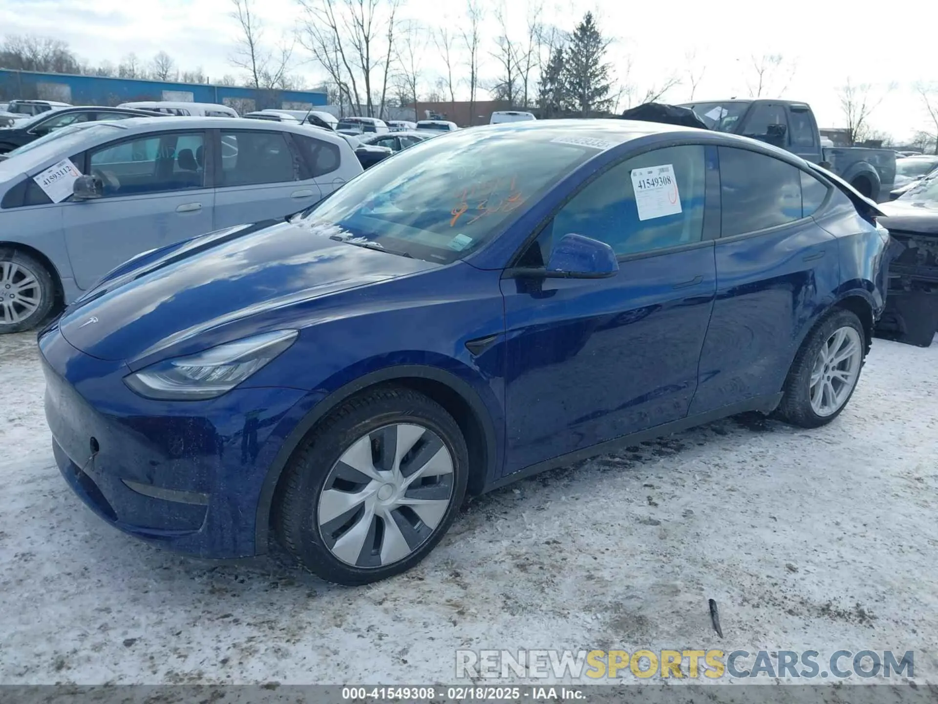 2 Photograph of a damaged car 5YJYGDEE1MF083780 TESLA MODEL Y 2021