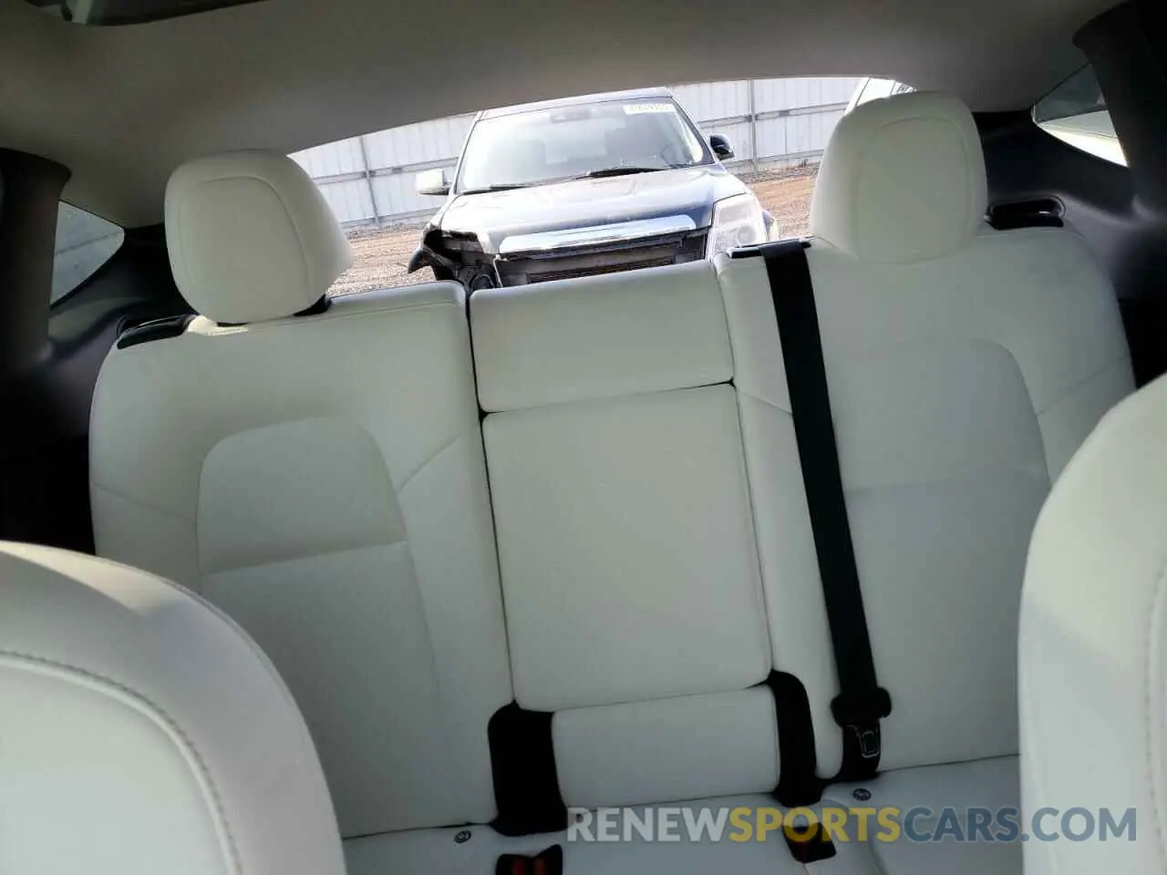 10 Photograph of a damaged car 5YJYGDEE1MF098649 TESLA MODEL Y 2021