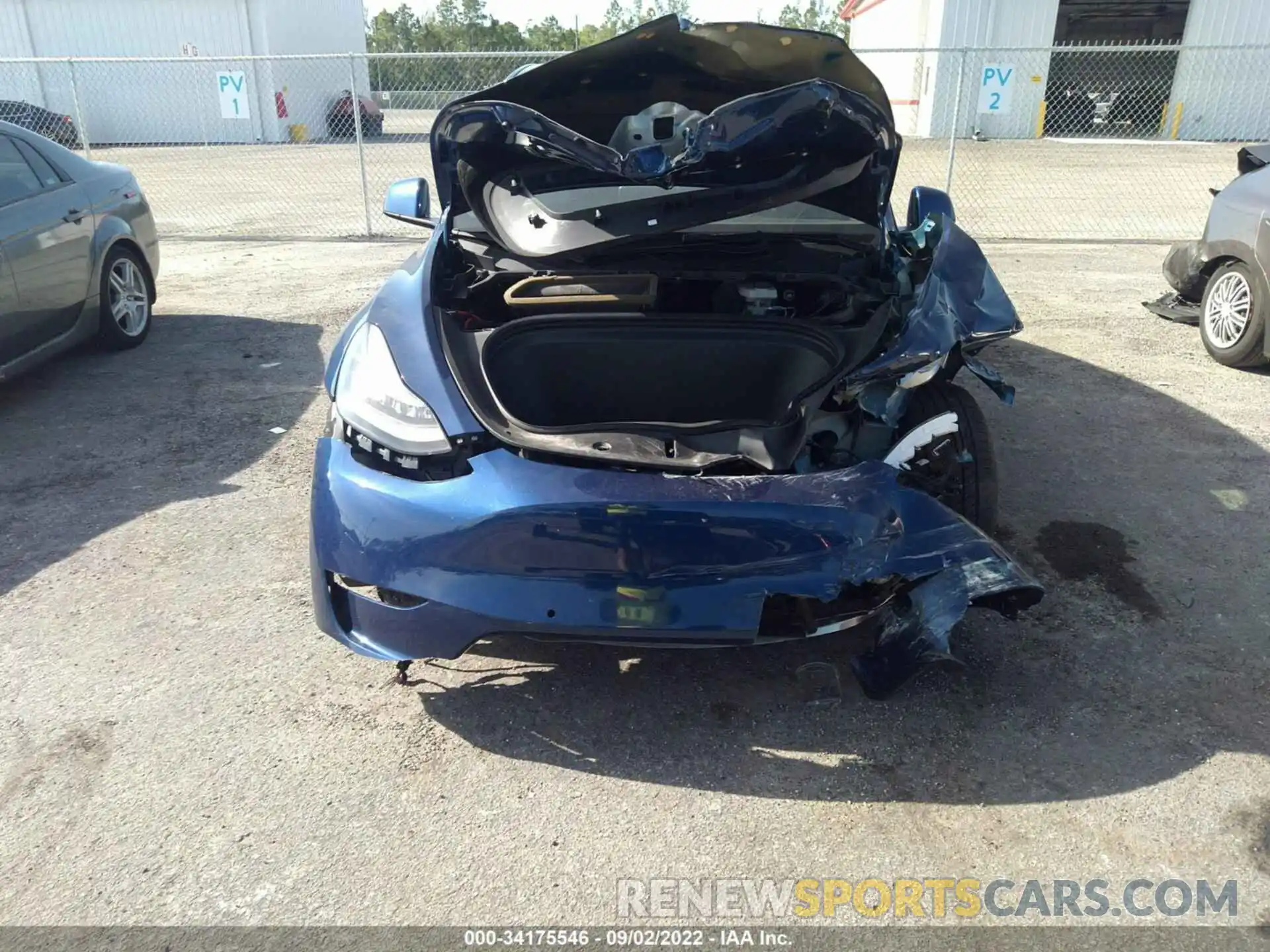 6 Photograph of a damaged car 5YJYGDEE1MF099672 TESLA MODEL Y 2021