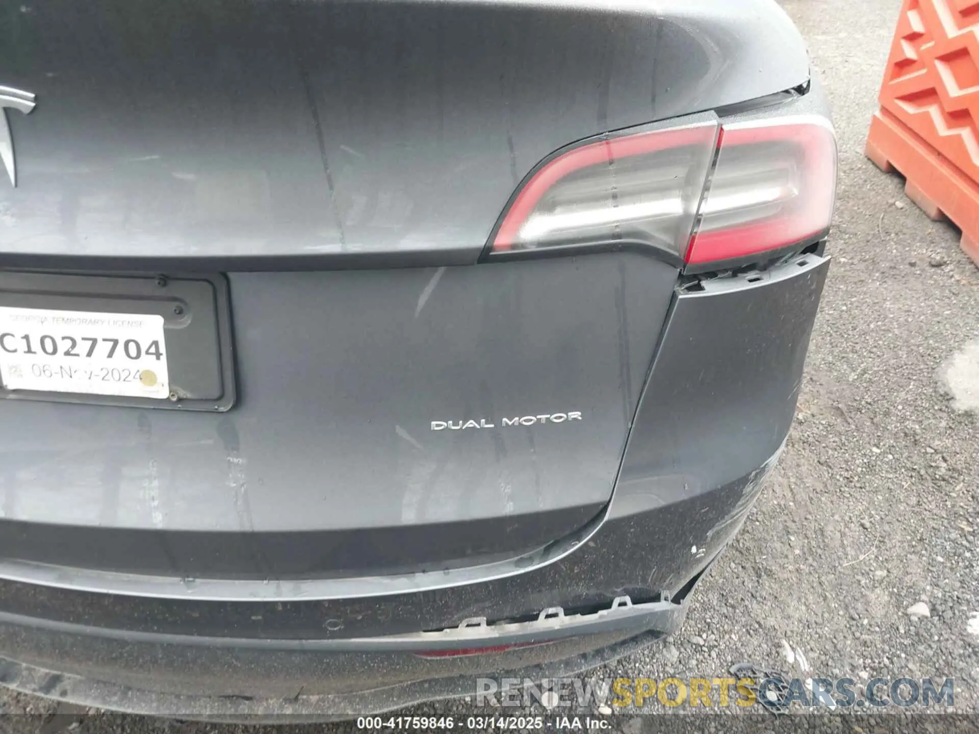 6 Photograph of a damaged car 5YJYGDEE1MF100013 TESLA MODEL Y 2021