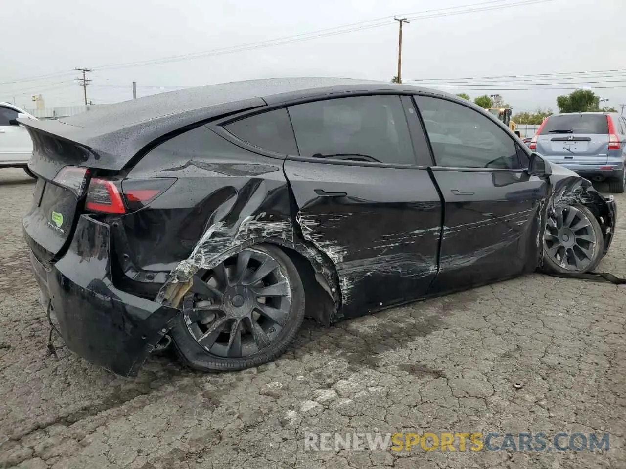 3 Photograph of a damaged car 5YJYGDEE1MF100089 TESLA MODEL Y 2021