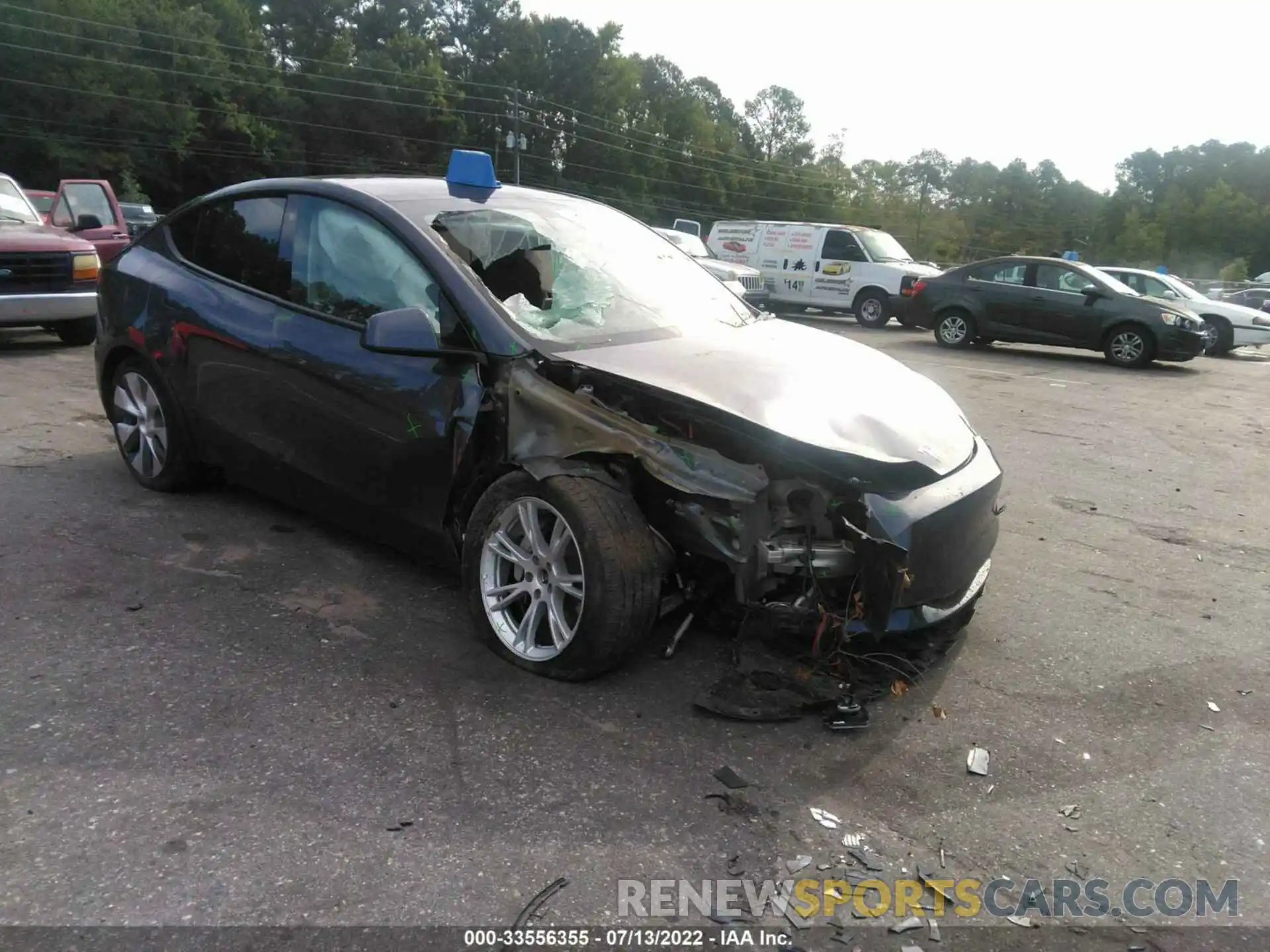 1 Photograph of a damaged car 5YJYGDEE1MF106619 TESLA MODEL Y 2021