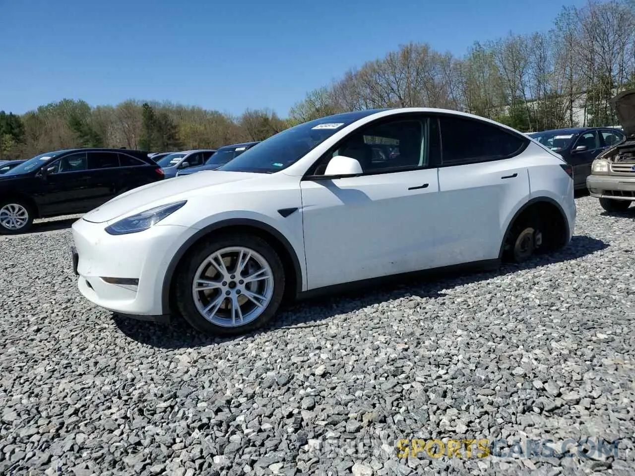 1 Photograph of a damaged car 5YJYGDEE1MF119872 TESLA MODEL Y 2021