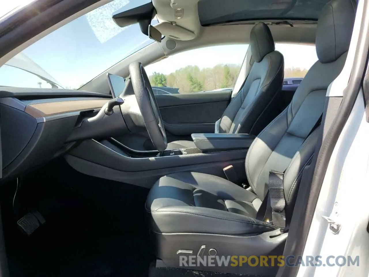 7 Photograph of a damaged car 5YJYGDEE1MF119872 TESLA MODEL Y 2021