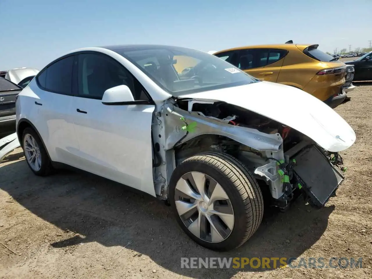 4 Photograph of a damaged car 5YJYGDEE1MF131536 TESLA MODEL Y 2021