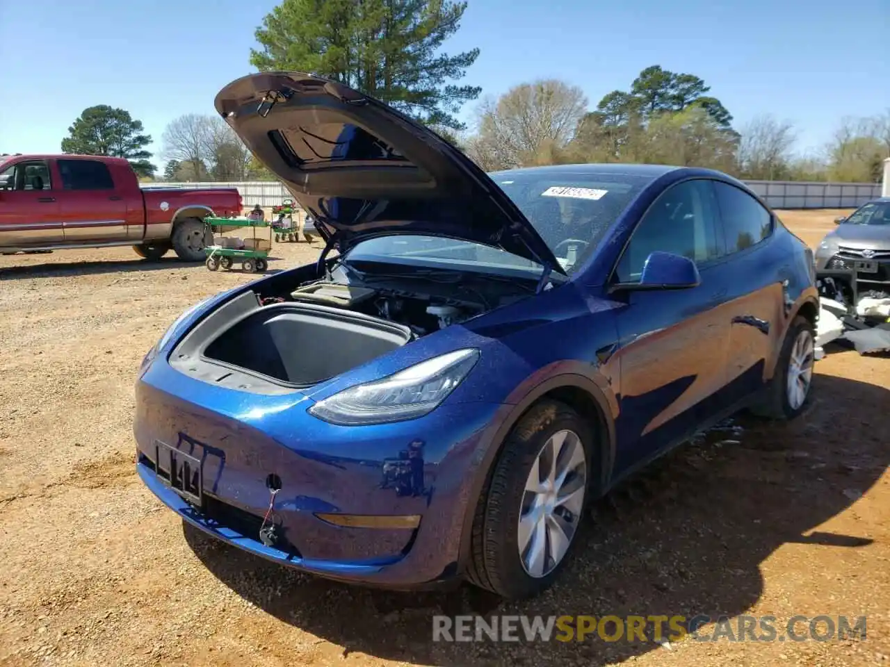 2 Photograph of a damaged car 5YJYGDEE1MF138647 TESLA MODEL Y 2021