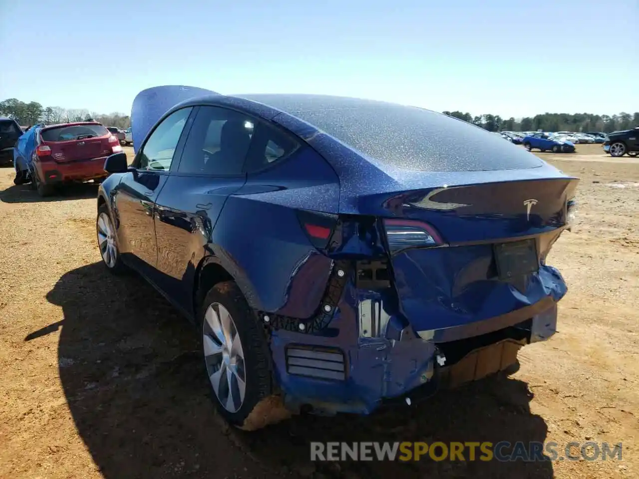 3 Photograph of a damaged car 5YJYGDEE1MF138647 TESLA MODEL Y 2021