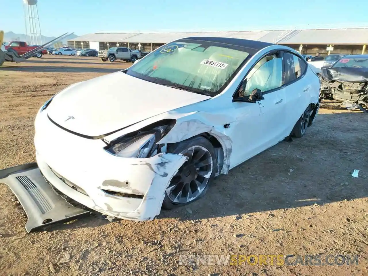 2 Photograph of a damaged car 5YJYGDEE1MF175200 TESLA MODEL Y 2021