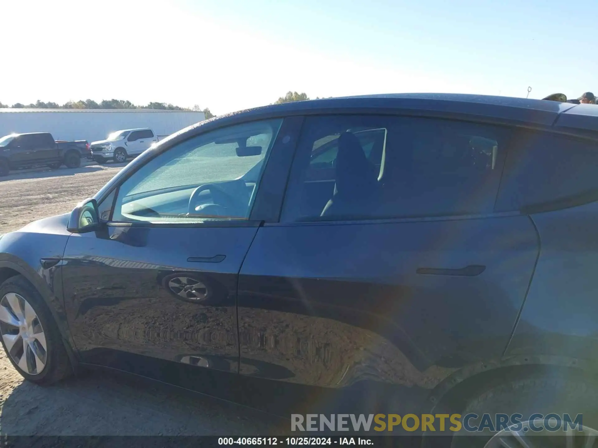 15 Photograph of a damaged car 5YJYGDEE1MF176900 TESLA MODEL Y 2021
