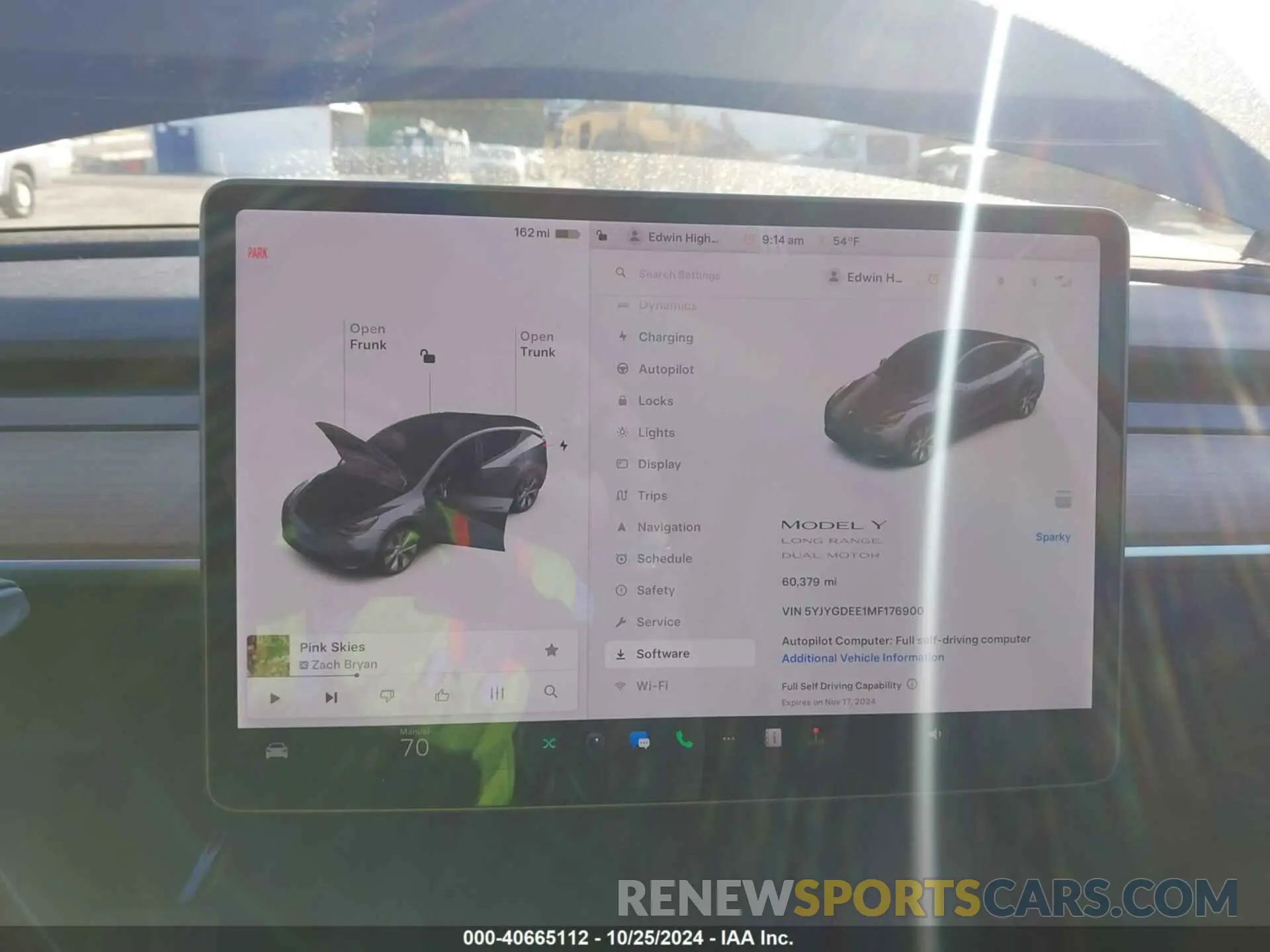 19 Photograph of a damaged car 5YJYGDEE1MF176900 TESLA MODEL Y 2021