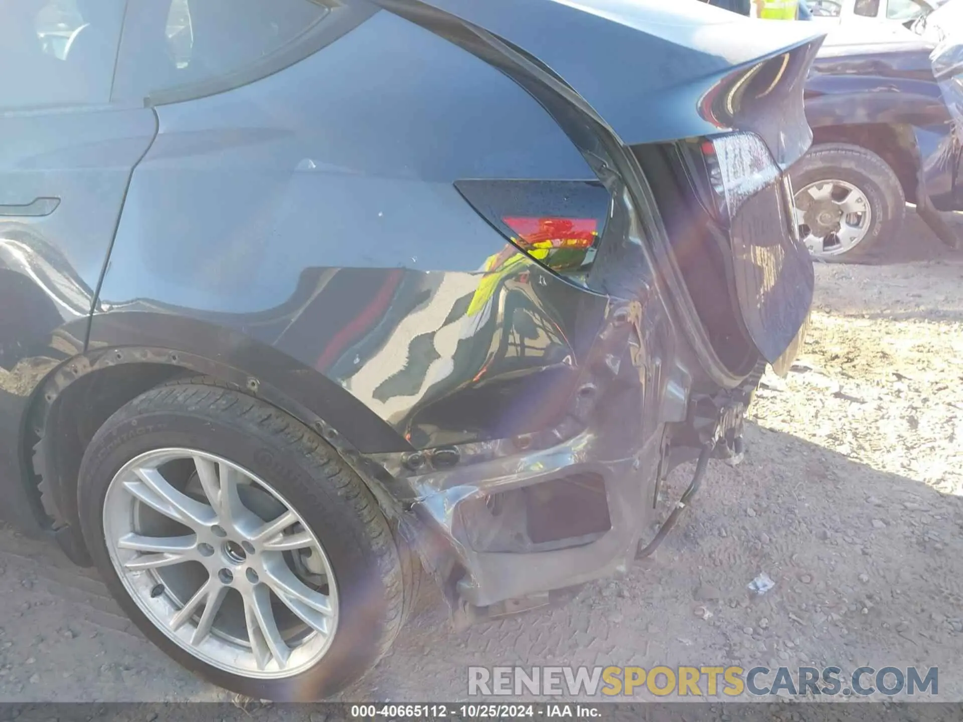 6 Photograph of a damaged car 5YJYGDEE1MF176900 TESLA MODEL Y 2021