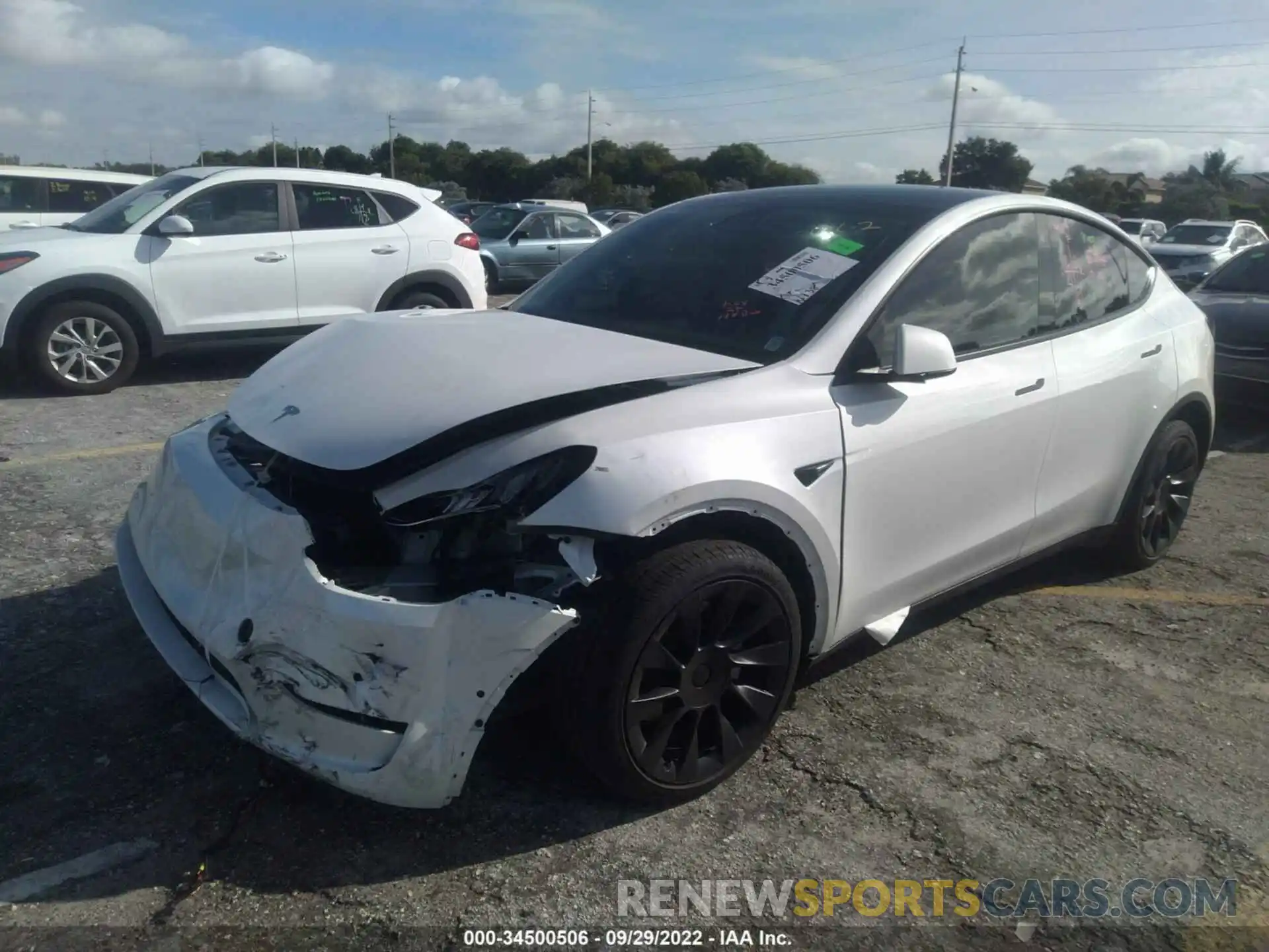 2 Photograph of a damaged car 5YJYGDEE1MF187041 TESLA MODEL Y 2021