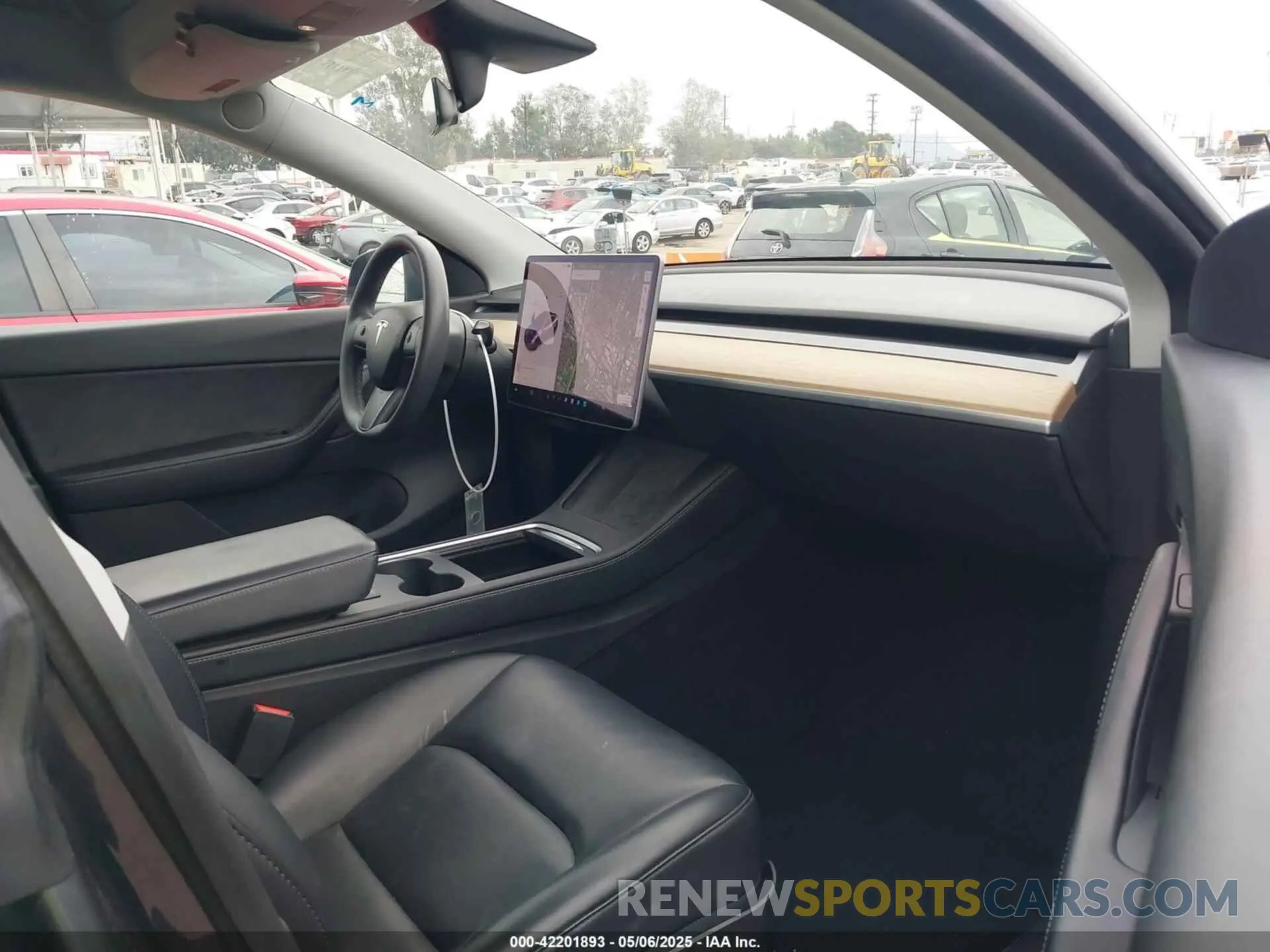 5 Photograph of a damaged car 5YJYGDEE1MF217929 TESLA MODEL Y 2021