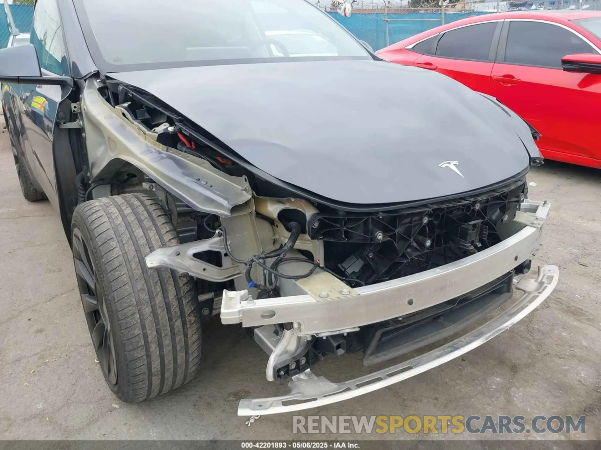 6 Photograph of a damaged car 5YJYGDEE1MF217929 TESLA MODEL Y 2021