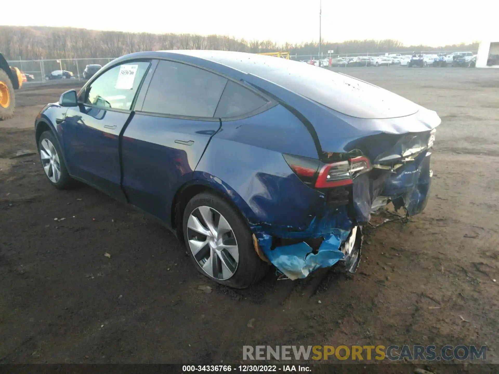 3 Photograph of a damaged car 5YJYGDEE1MF228851 TESLA MODEL Y 2021