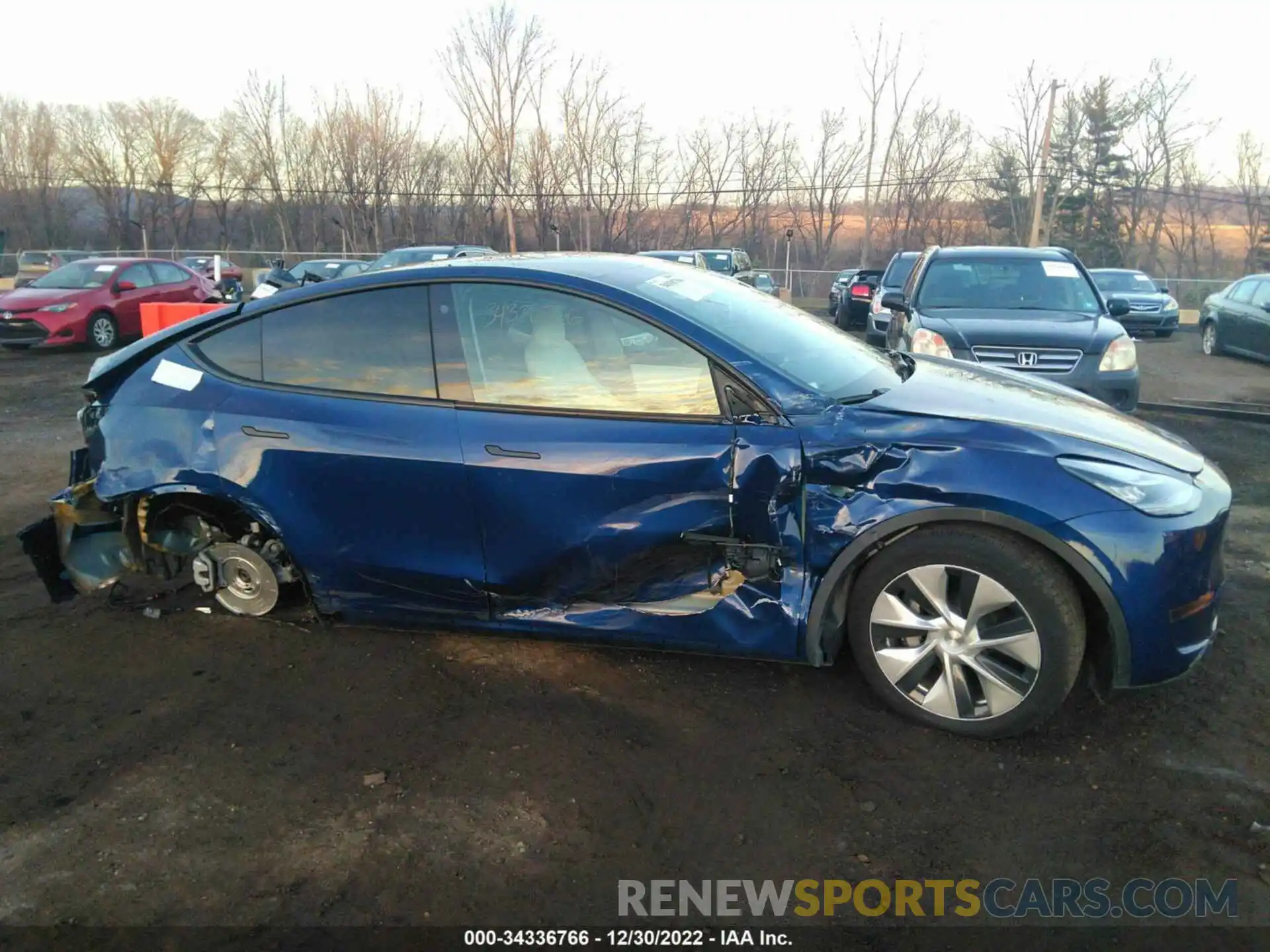 6 Photograph of a damaged car 5YJYGDEE1MF228851 TESLA MODEL Y 2021