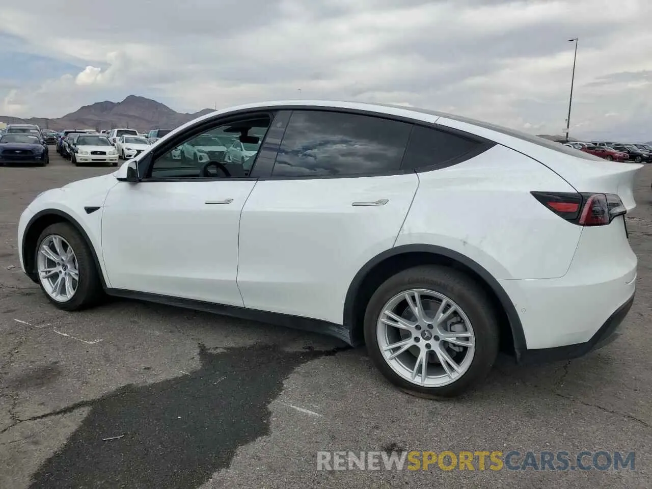 2 Photograph of a damaged car 5YJYGDEE1MF232253 TESLA MODEL Y 2021