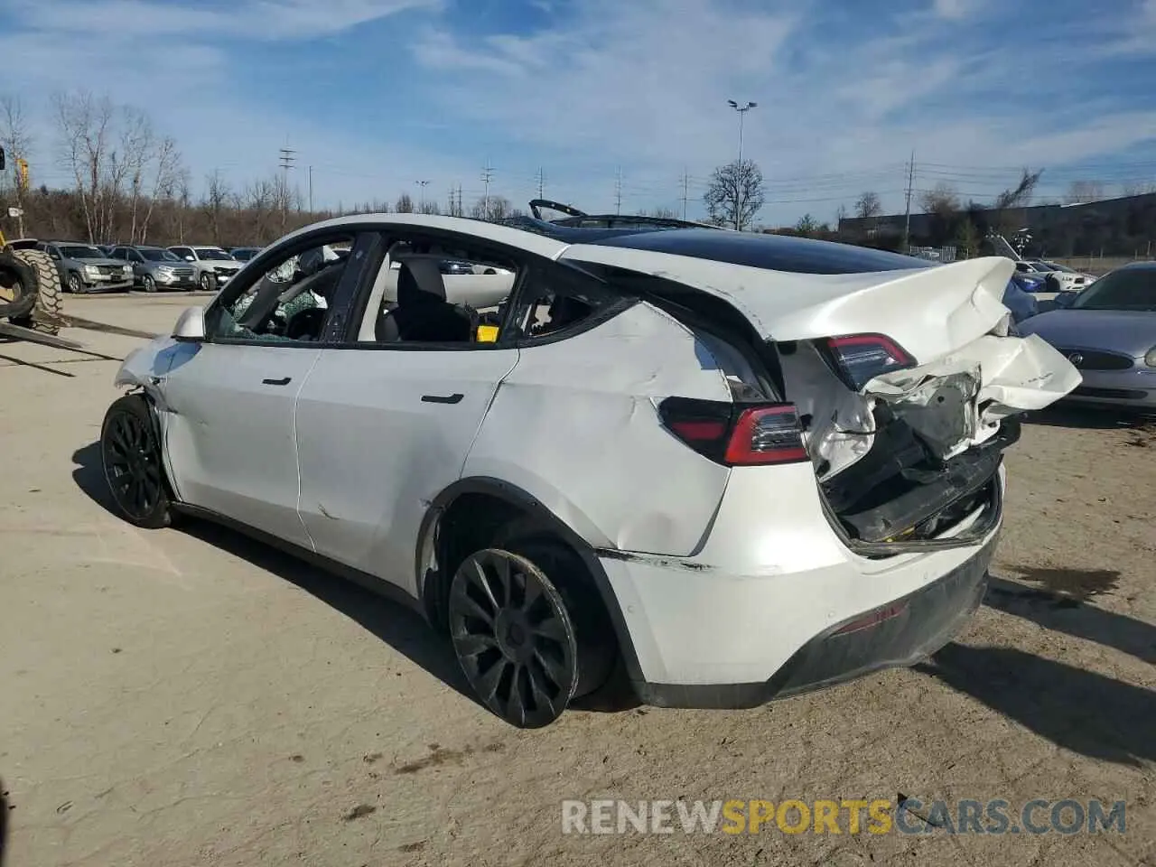 2 Photograph of a damaged car 5YJYGDEE1MF253992 TESLA MODEL Y 2021