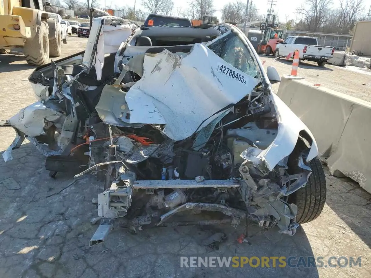 5 Photograph of a damaged car 5YJYGDEE1MF253992 TESLA MODEL Y 2021